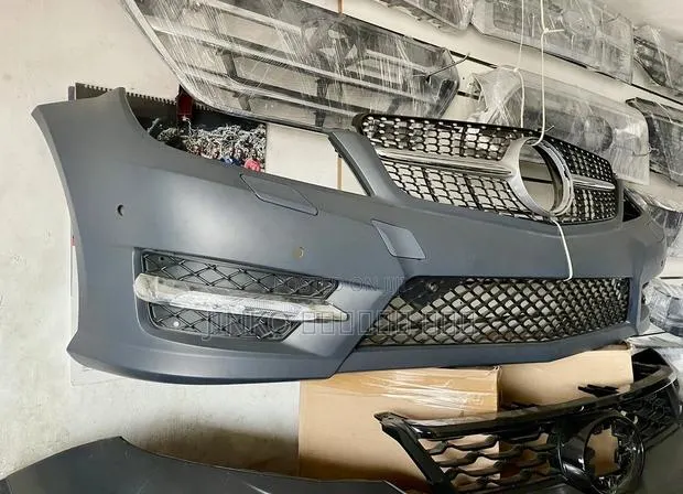 Mercedes Benz 2013 C250(w204) Complete Bumper · Photo 1