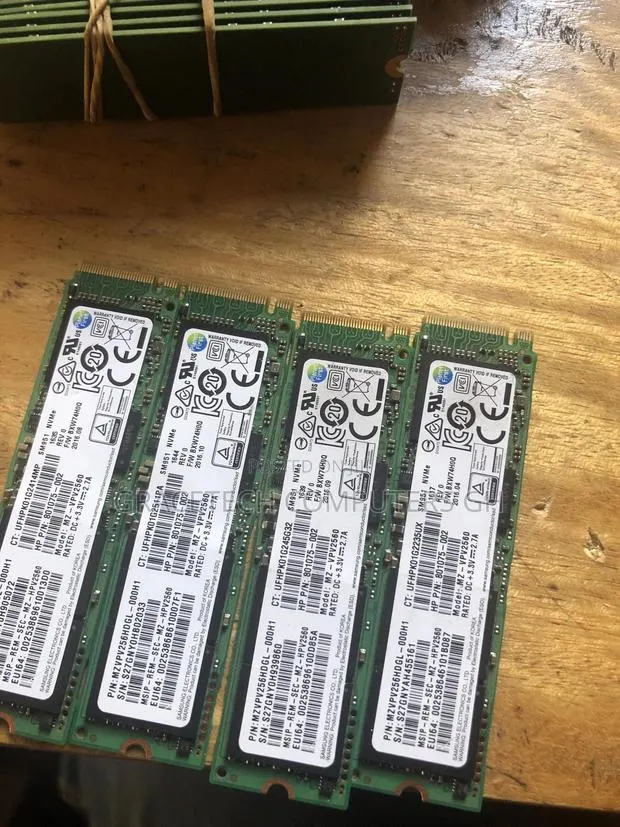 256gb M.2 Nvme SSD · Photo 1