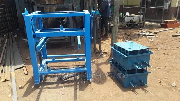 Manufacturered 4in1 Block Machine · Photo 1