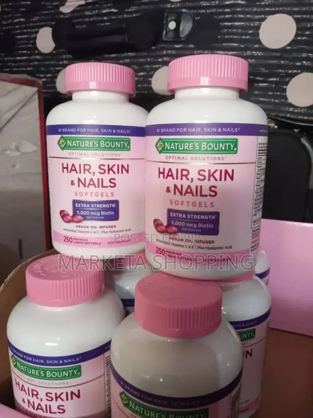 Nature's Bounty Hair Skin And Nails Softgels · Photo 1