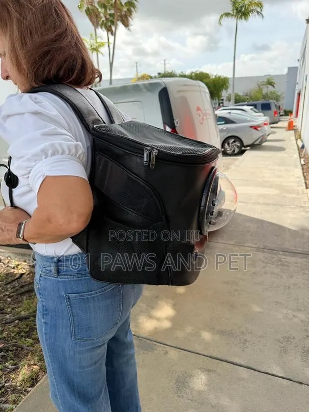 Black Pet Backpack Carrier With Bubble Window Travel Carrier · Photo 1