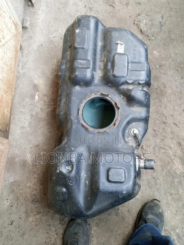 Nissan Micra 2017 Fuel Tank · Photo 1