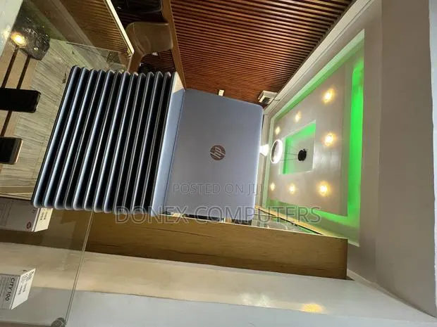Laptop HP EliteBook 840 G3 8GB Intel Core I7 SSD 256GB · Photo 1