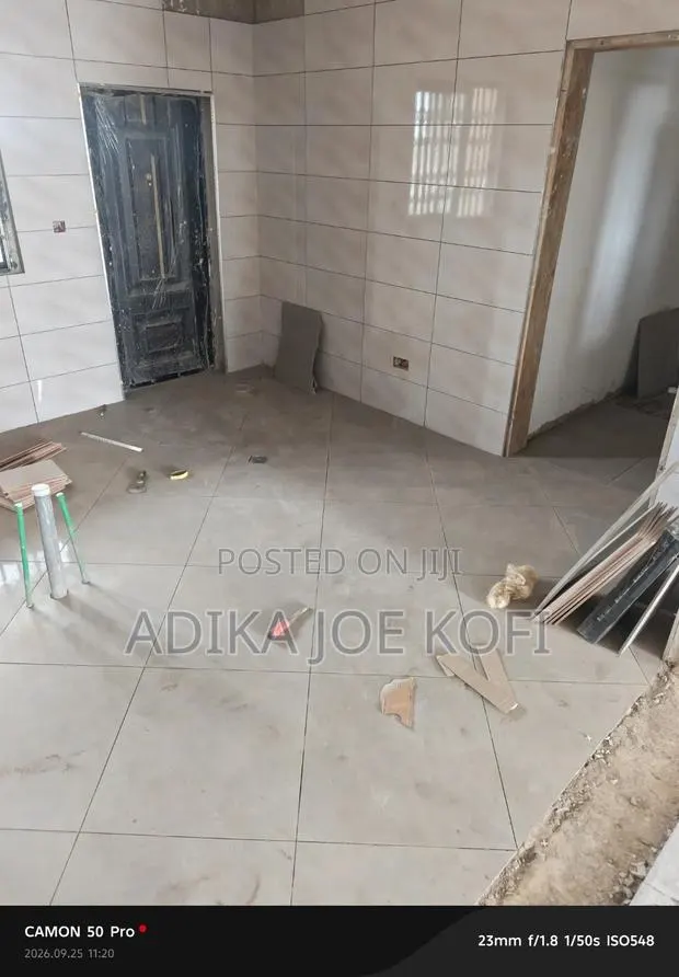 Work With Professional Tilling Installations · Photo 1
