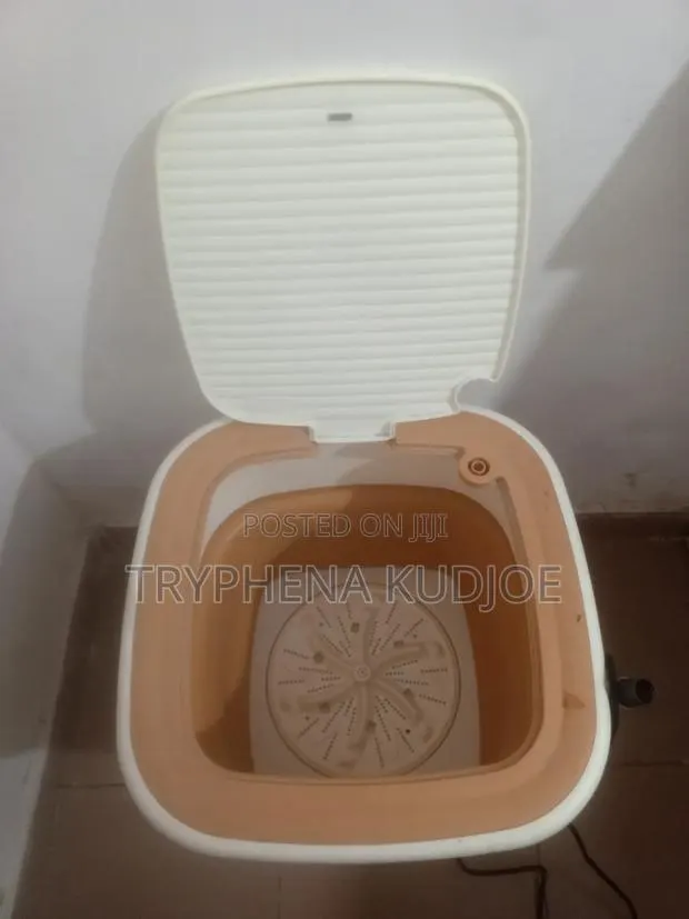 Portable Washing Machine · Photo 1