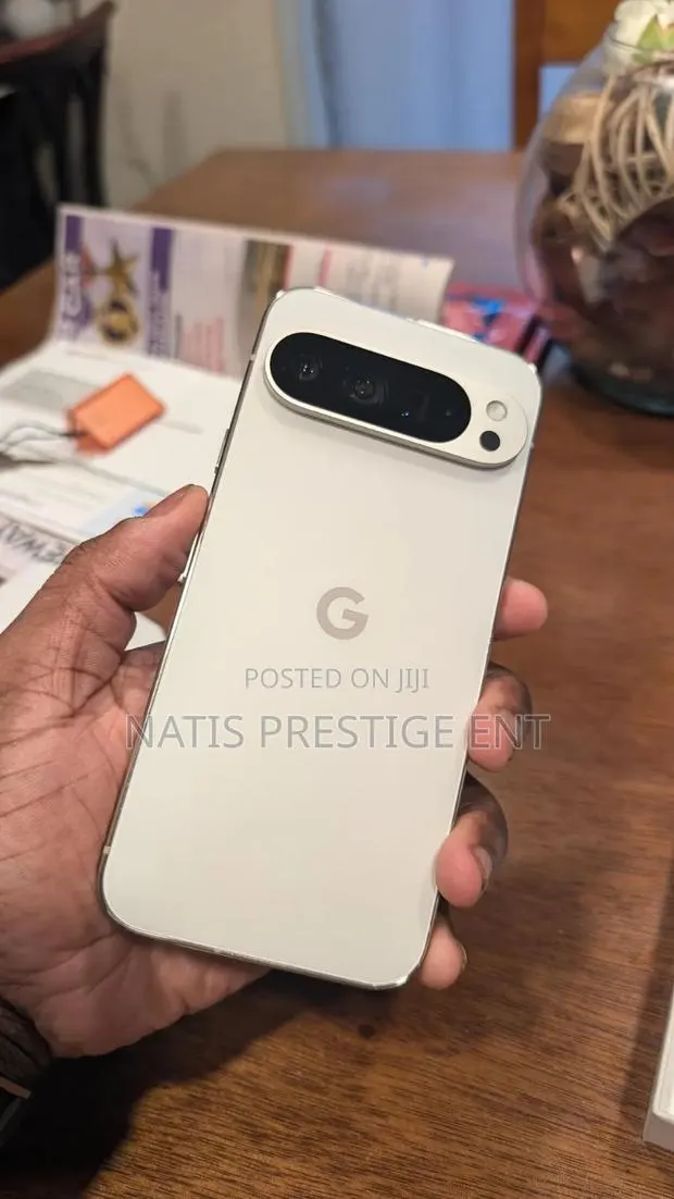 Google Pixel 9 Pro XL 256 GB White · Photo 1