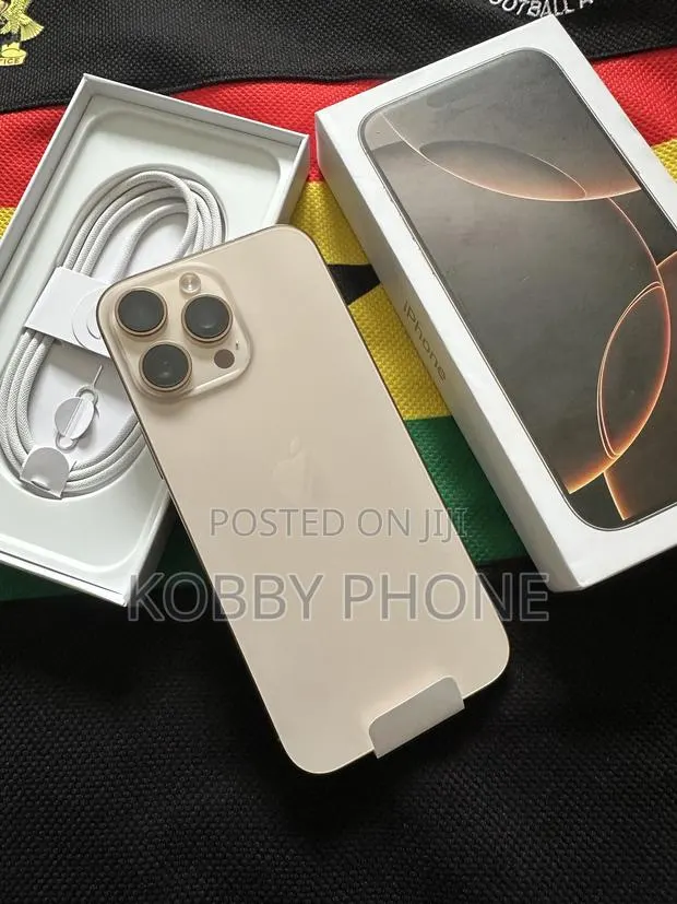 New Apple iPhone 16 Pro Max 256 GB Gold · Photo 1