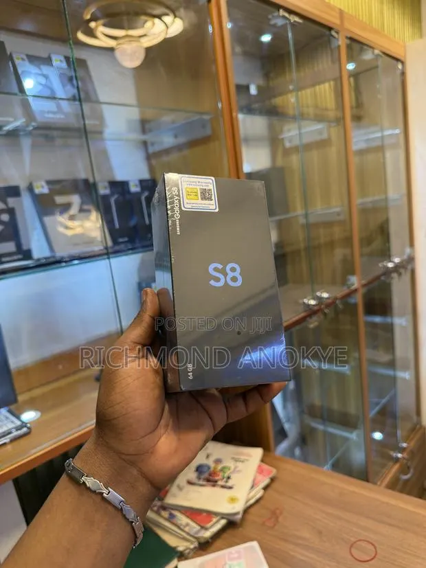New Samsung Galaxy S8 64 GB Purple · Photo 1