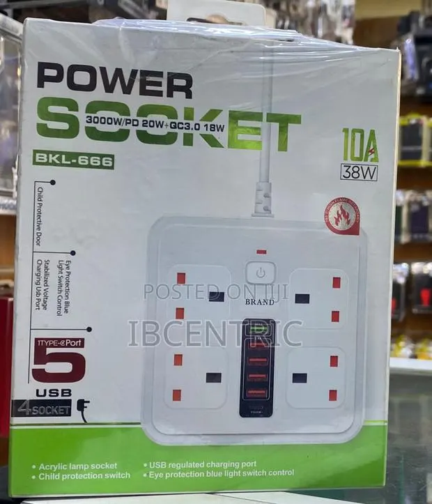38W 4- Port Power Socket · Photo 1