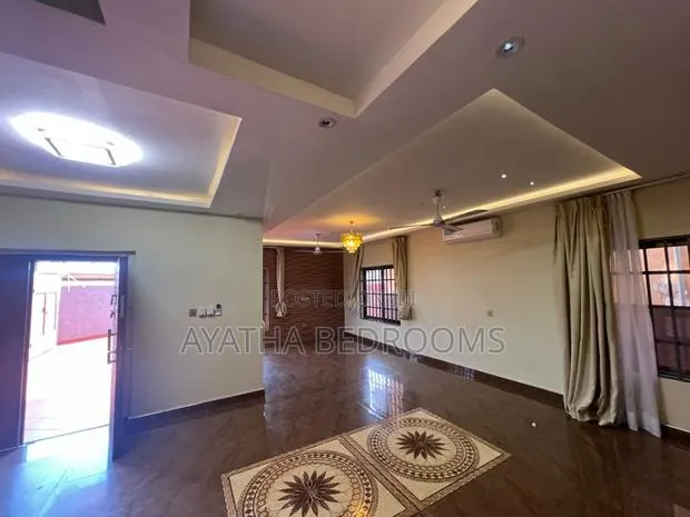 3bdrm House in Teshie Bushroad, New Town for rent · Photo 1