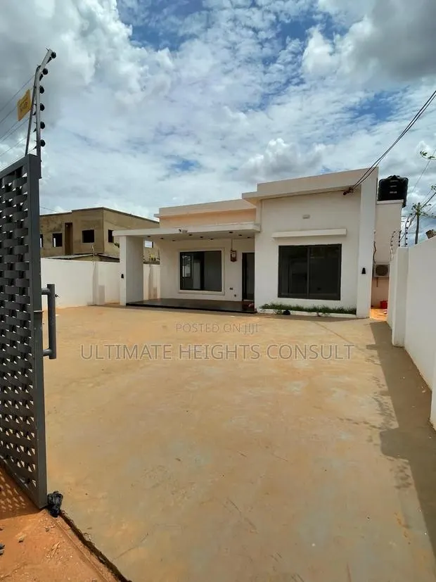 2bdrm House in Oyarifa for sale · Photo 1