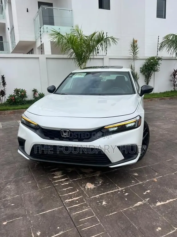 Honda Civic Sport CVT 2023 White · Photo 1