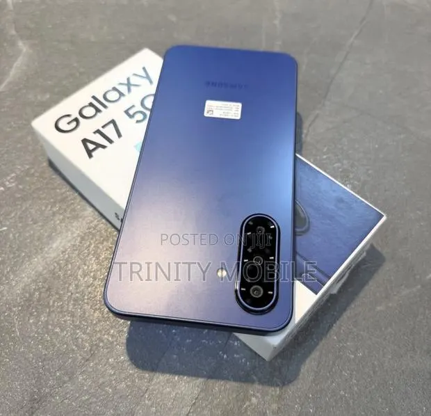 New Samsung Galaxy A17 5G 256 GB Blue · Photo 1