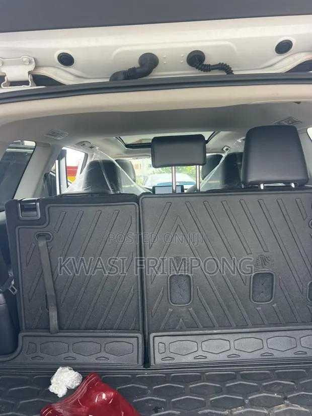 Toyota Grand Highlander Hybrid Limited AWD 2024 White · Photo 1
