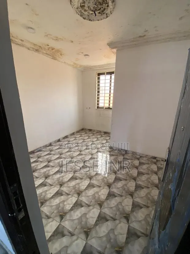2bdrm Apartment in Ashaley Botwe for rent · Photo 1
