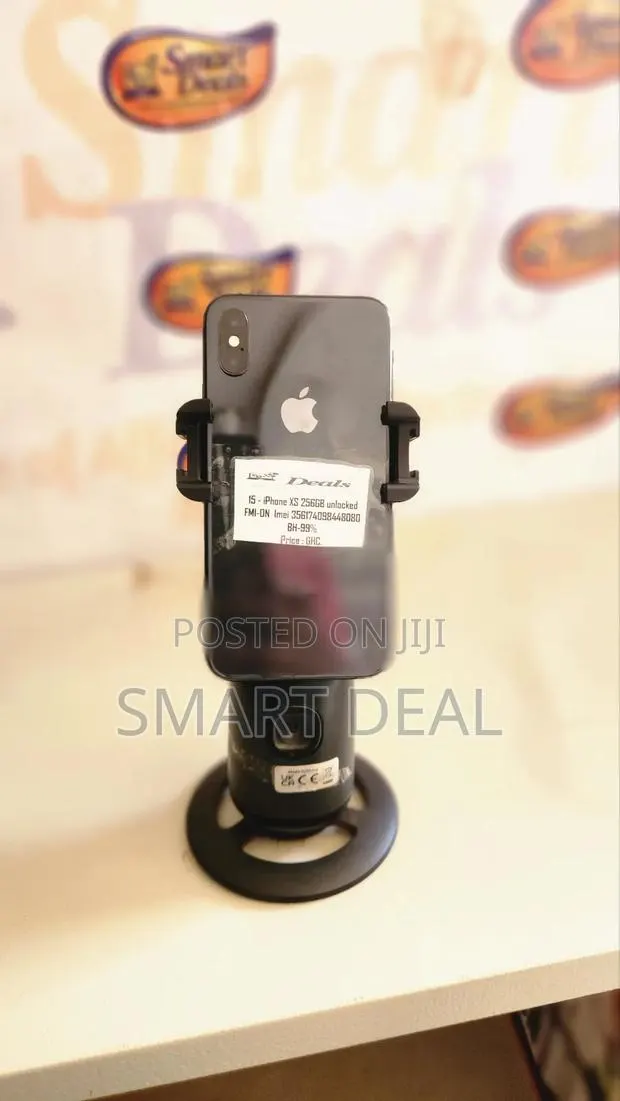 Apple iPhone XS 256 GB Black · Photo 1