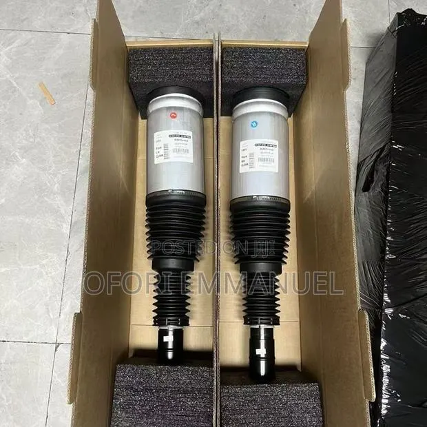 Range Rover Vogue Front Shocks 2014-2019 · Photo 1