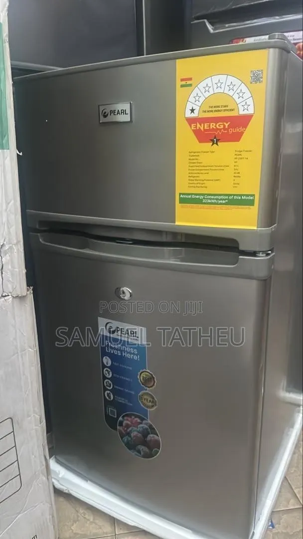 Refrigerator · Photo 1