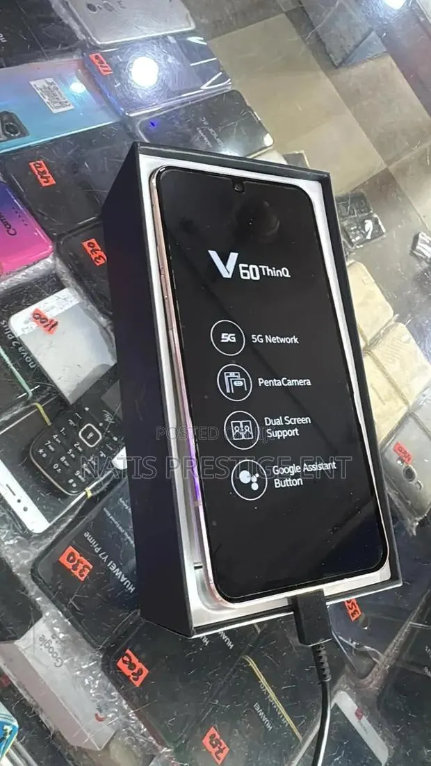 New LG V60 ThinQ 5G UW 128 GB Black · Photo 1