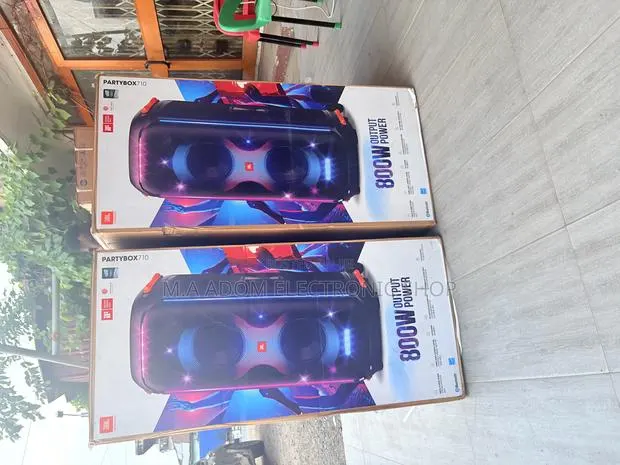 JBL Party Box 710 800w Indoor Out Door Speaker · Photo 1