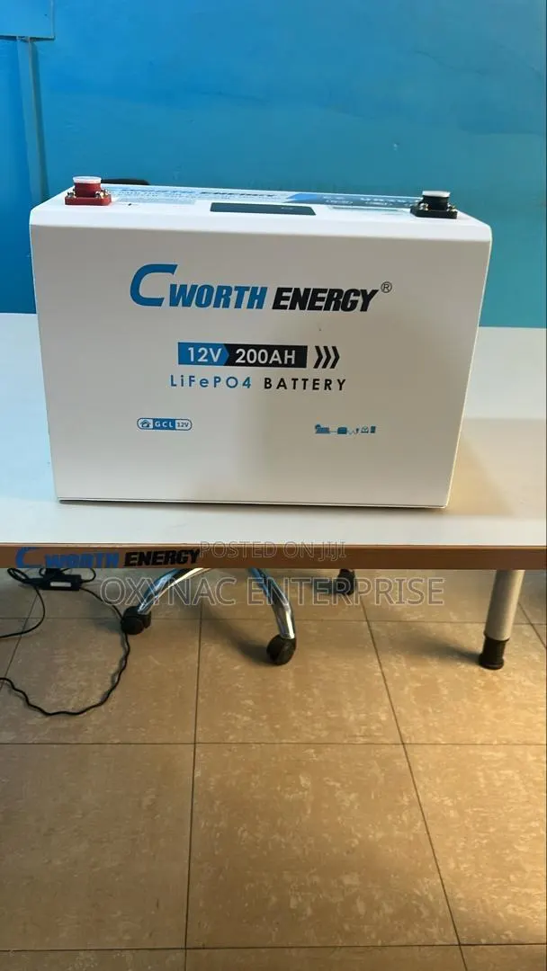 12v 200ah Lithium Battery · Photo 1