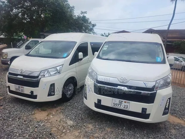 Car For Rent Hiace 13 Seater Bus For Rent · Photo 1