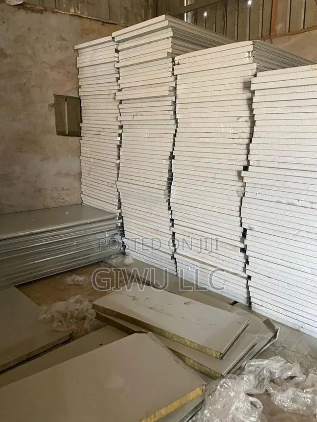 Sandwich Panels · Photo 1