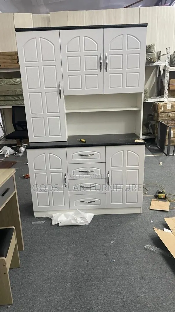 Kitchen Cabinet · Photo 1