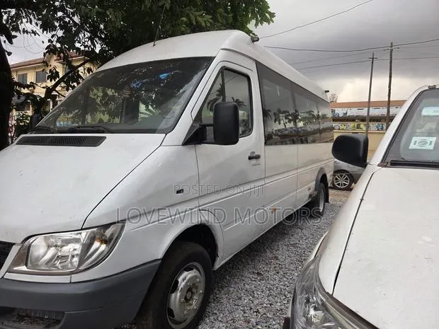Mercedes-Benz Sprinter 2009 White · Photo 1
