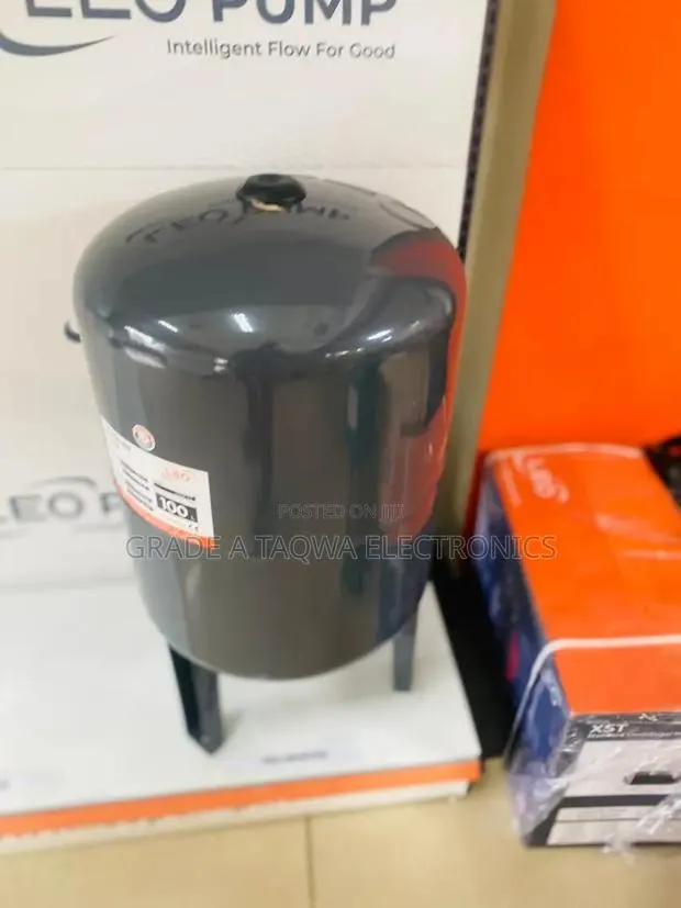 Leo 100L Pressure Tank · Photo 1