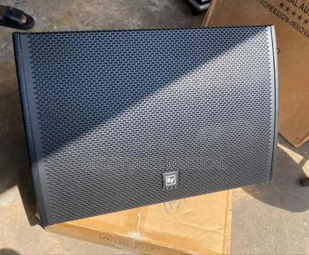 Electro-Voice 15inches Pair of Stage Monitors · Photo 1