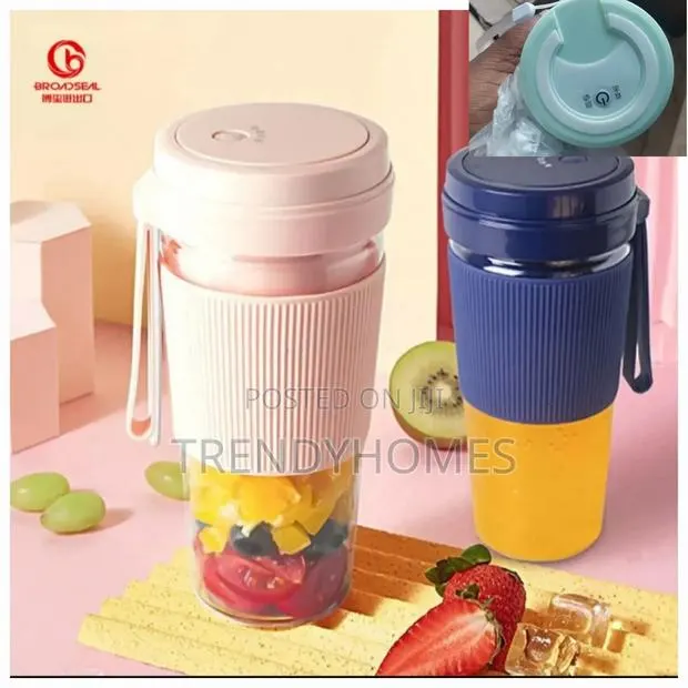Chargeable Mini Juicer · Photo 1