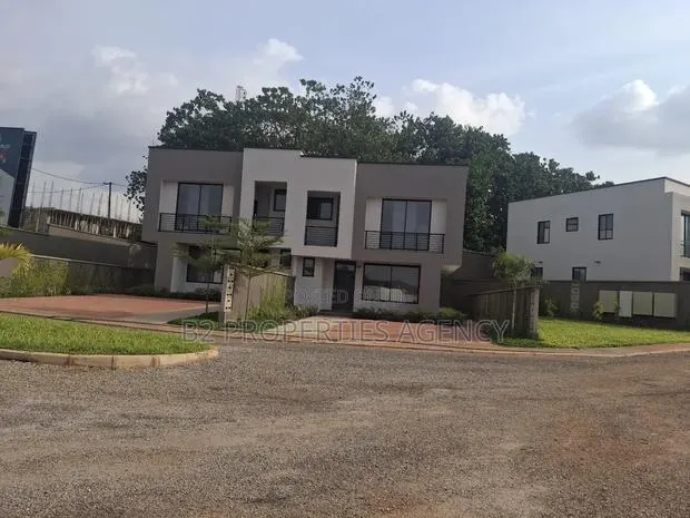 Furnished Studio Apartment in B2 Properties Agency, Kumasi Metropolitan · Photo 1