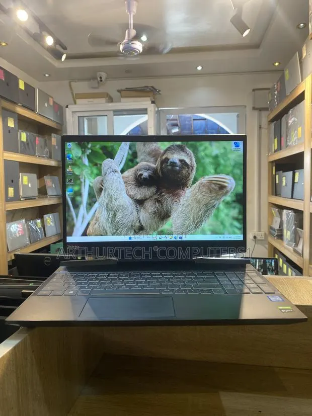 Laptop HP Pavilion 15 16GB Intel Core i5 SSD 512GB · Photo 1