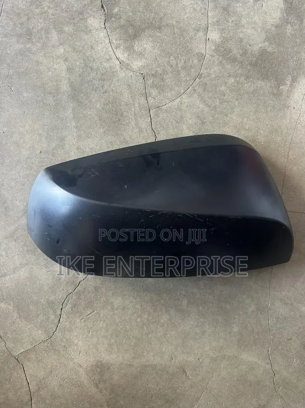 Toyota Tacoma Mirror Cover 2016,2017,2018,2019,2020,2021 · Photo 1