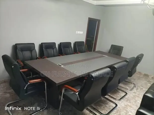 Conference Table · Photo 1