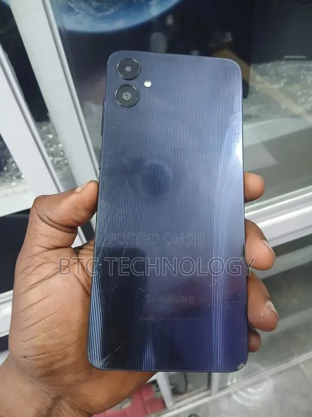 Samsung Galaxy A05 64 GB Blue · Photo 1