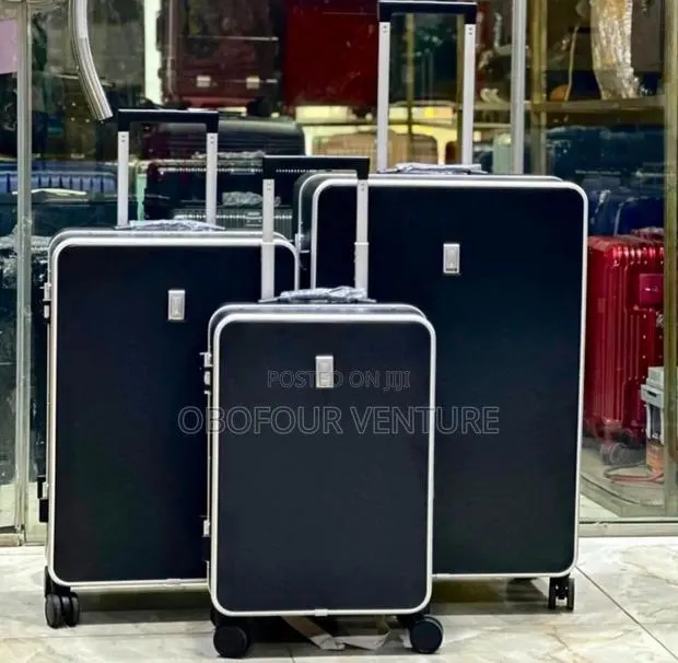 3in1 Zipless Anticrake Luxury Designer Luggage for Vip Use · Photo 1