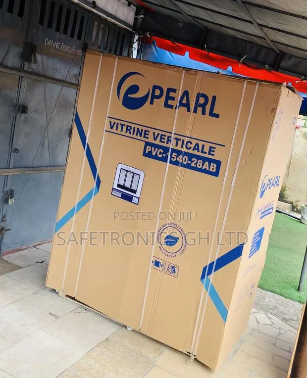 Fresh Sealed Pearl 950 Liters 3 Doors Display Fridge Cooler PVC-150 · Photo 1