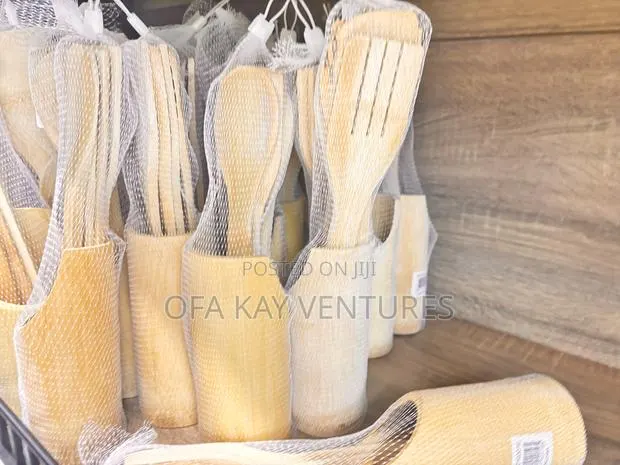 Bamboo Kitchen Spoon Set · Photo 1