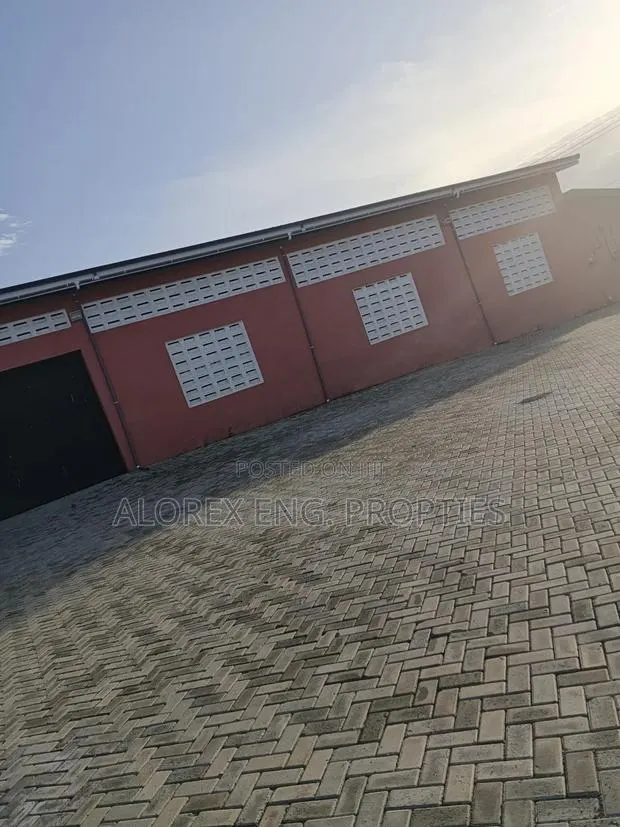 Warehouse for Rent at Dawhenya · Photo 1