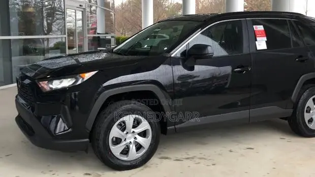 Toyota RAV4 2020 Black · Photo 1
