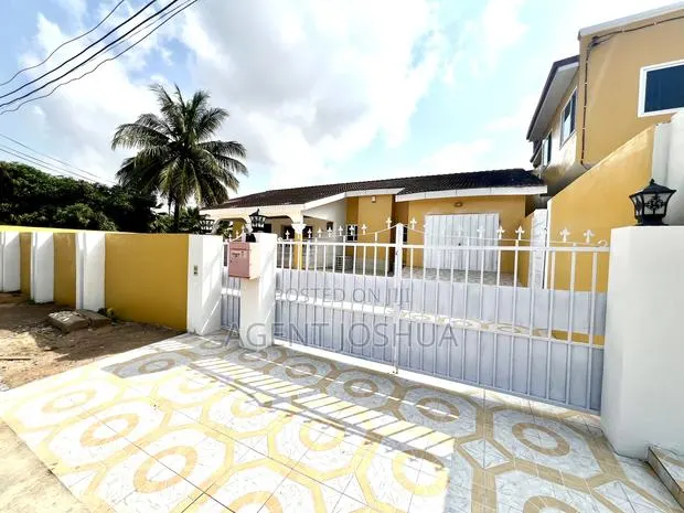 3bdrm House in Manet Court Estate, Airport Residential Area for rent · Photo 1