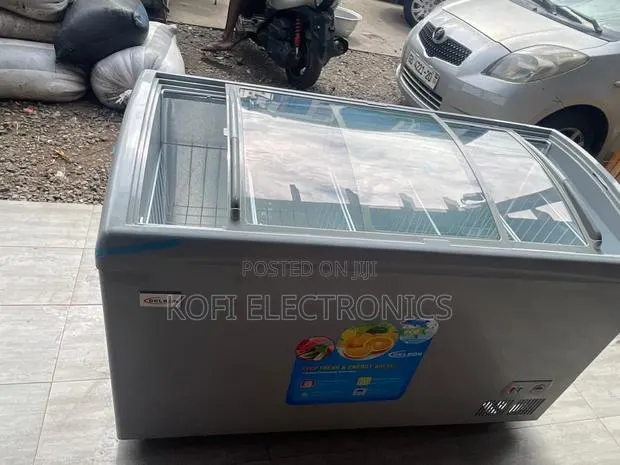 Crystal-clear Freezer 300l Smart, Sturdy, And Super Spacious · Photo 1