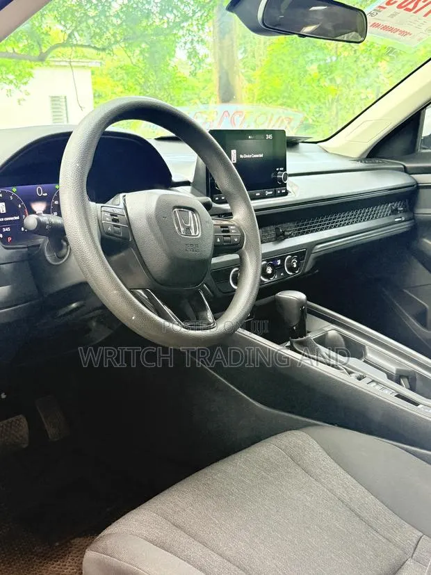 Honda Accord LX CVT 2023 White · Photo 1