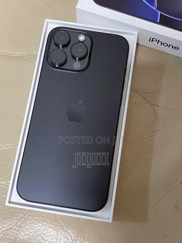 Apple iPhone 16 Pro Max 512 GB Black · Photo 1