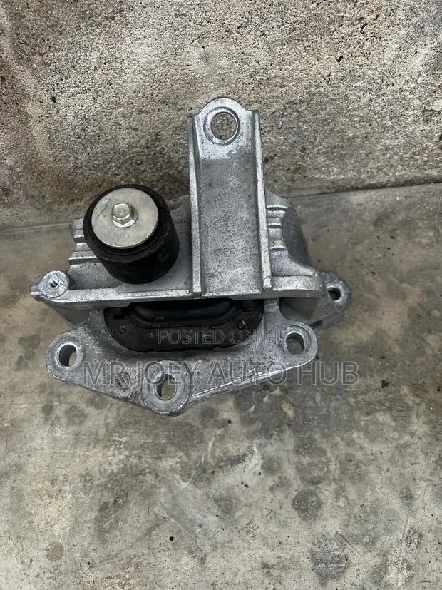 Honda CRV 2023 2024 2025 2026 Gearbox Seat 2.0L · Photo 1