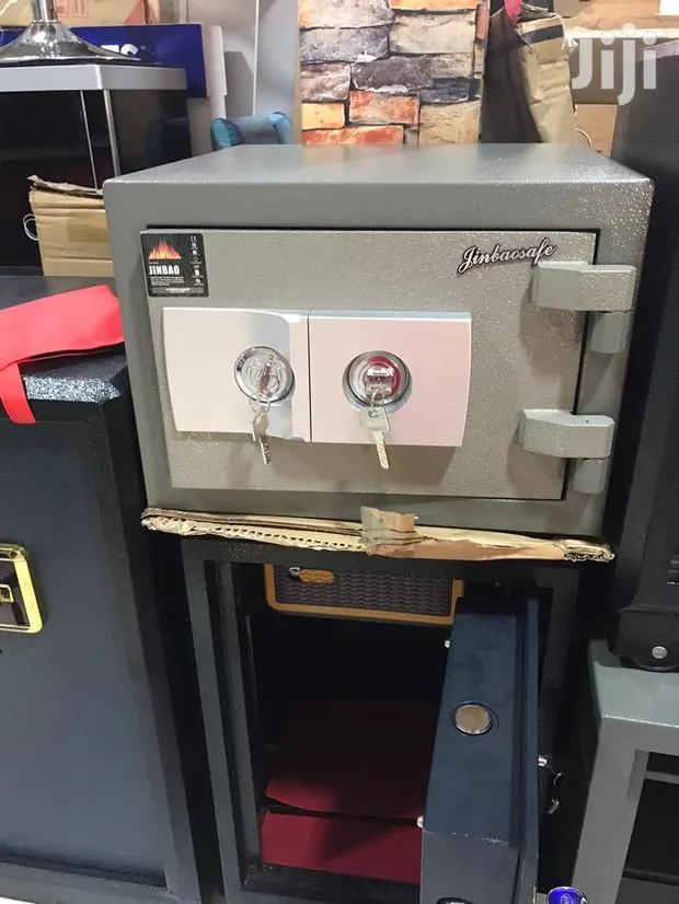 Fireproof Safe · Photo 1
