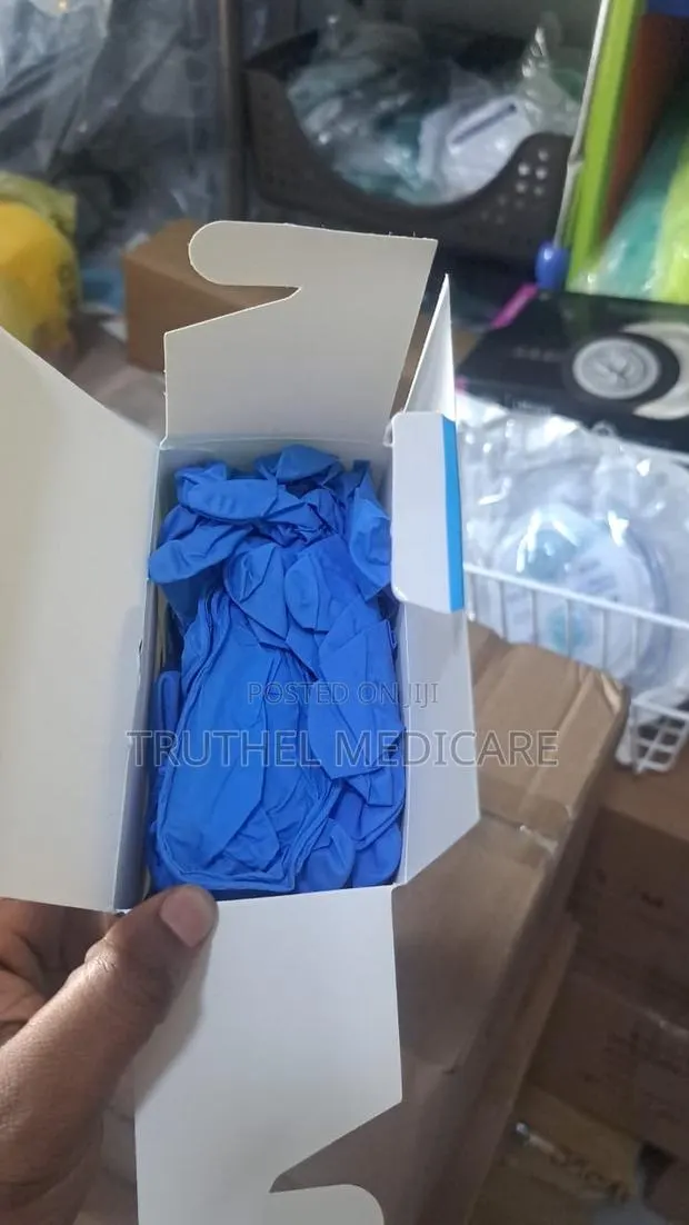 Nitrile Gloves(Non-Powdered) · Photo 1