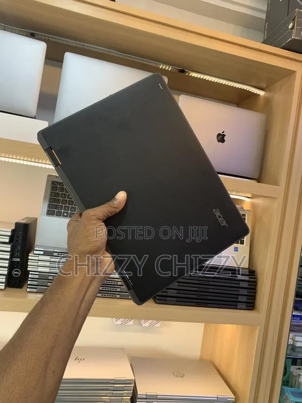 Laptop Acer TravelMate Spin B3 4GB Intel Celeron SSD 60GB · Photo 1